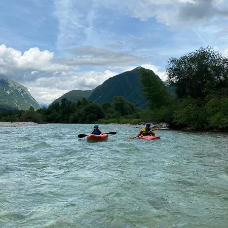 公寓 Soca River